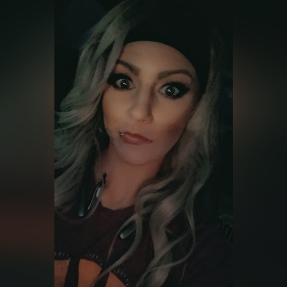 Meet your Posher - Kayla - Picture 5 of 16